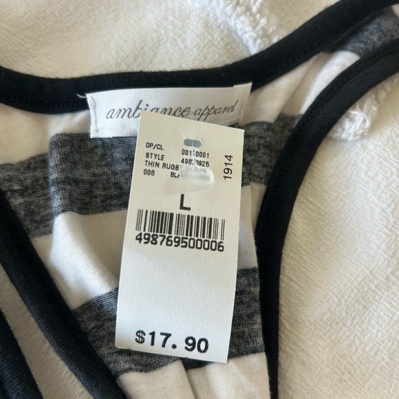 NWT Wet Seal Size large black and white stripe maxi dress - Picture 3 of 3